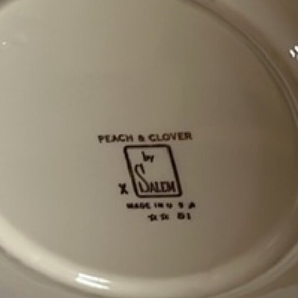 Vintage Salem China PEACH & CLOVER 9" Oval Vegetable Bowl Set of 2 - Picture 7 of 9
